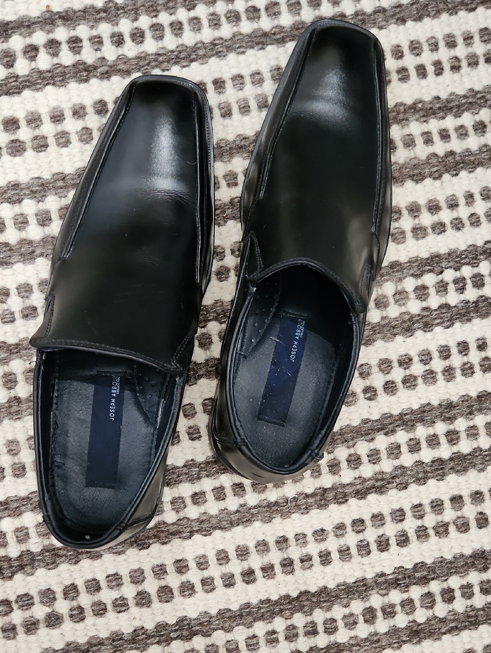 Size 9 Joseph Abboud Black Leather Slip-On Loafers